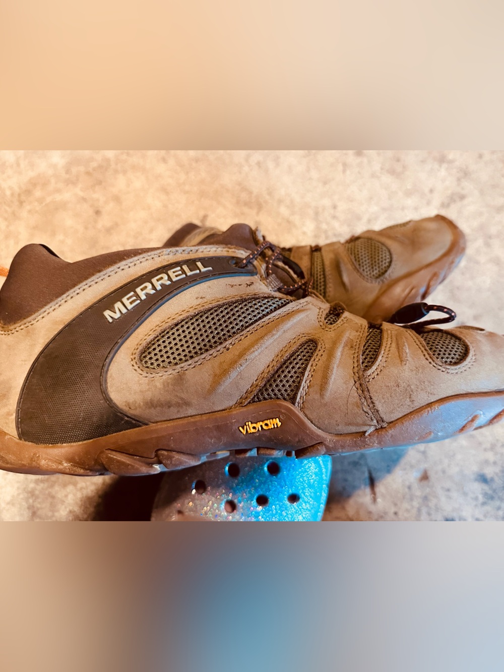 Merrell Men's Brown Trail Low-Top Hiking Sneakers